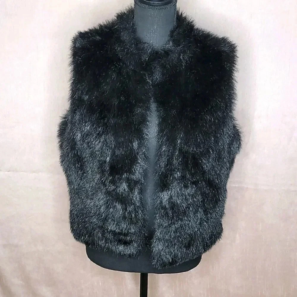 LA FETE Black Faux Fur Open‎ Front Vest Large